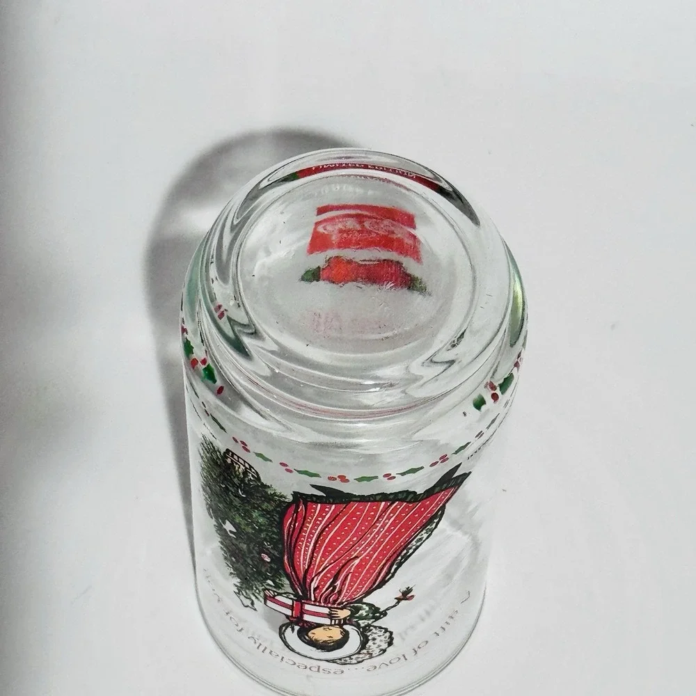 Vintage 70s Holly Hobbie Christmas Coca Cola Collector Glass A‎ Gift of Love...